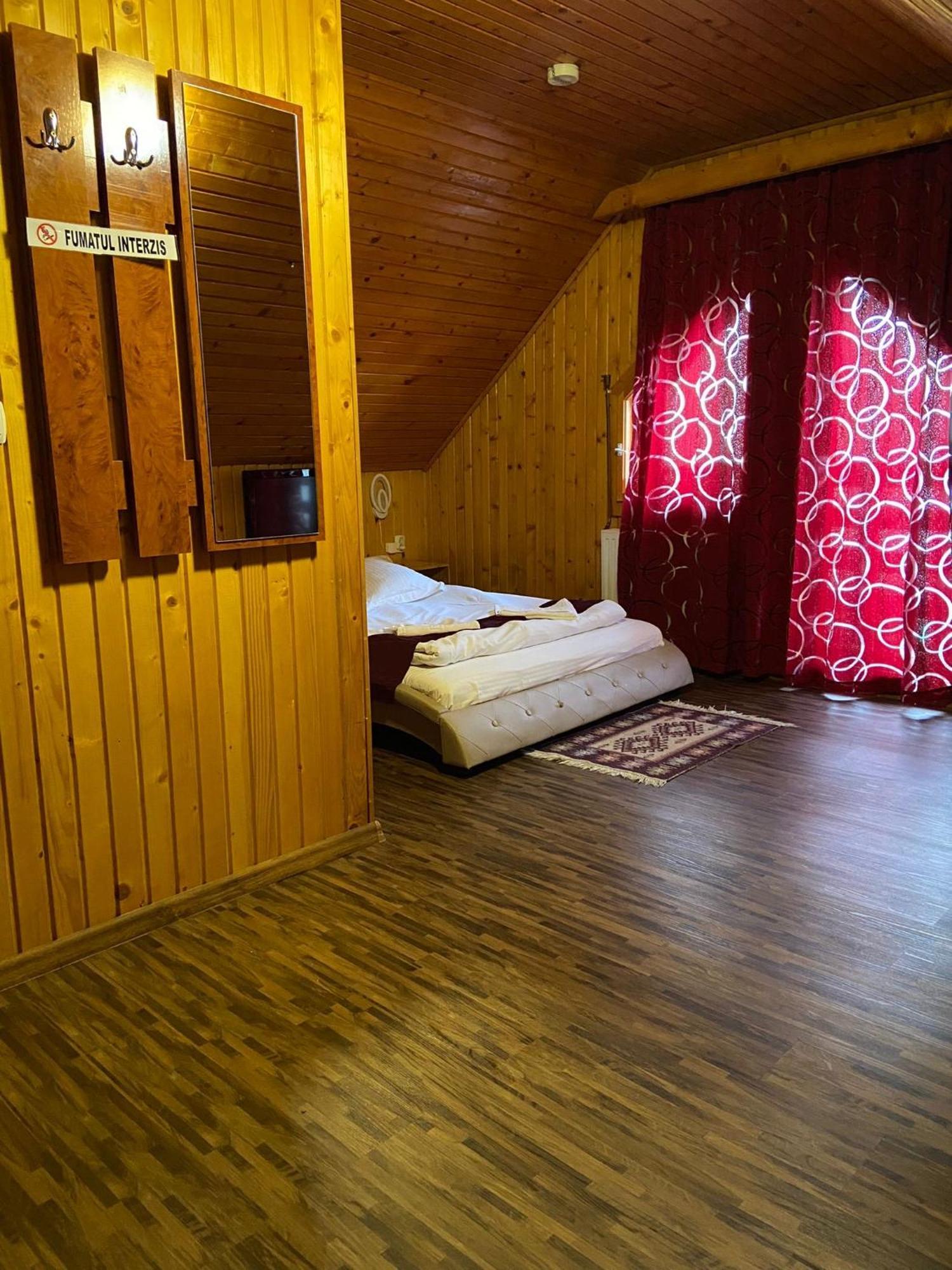 La Cristina Hotel Sinaia Exterior photo